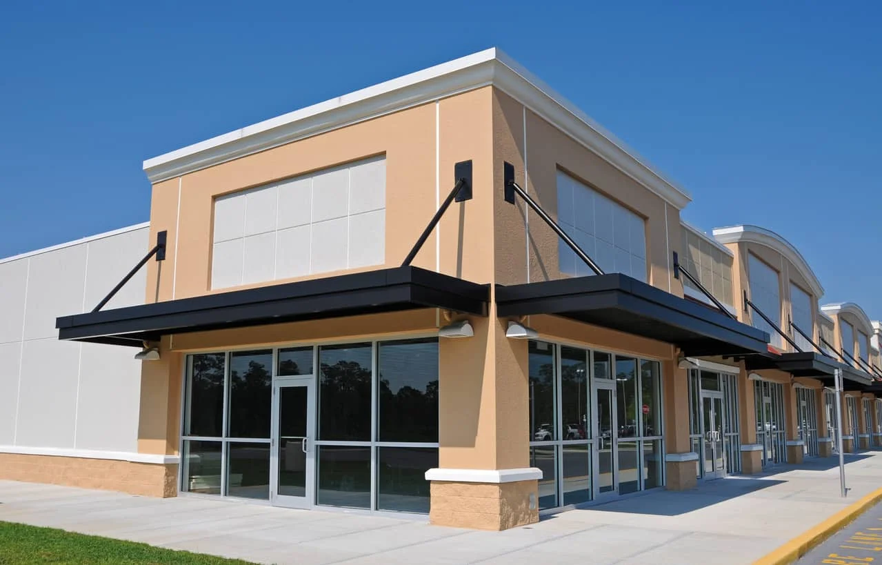 Exterior of a modern commercial storage warehouse painted by Lagunas Painting in Idaho